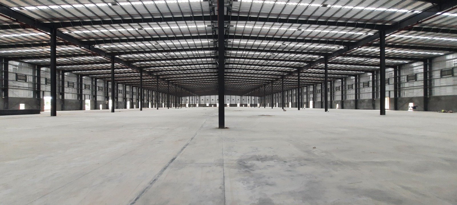 Steel structure roof